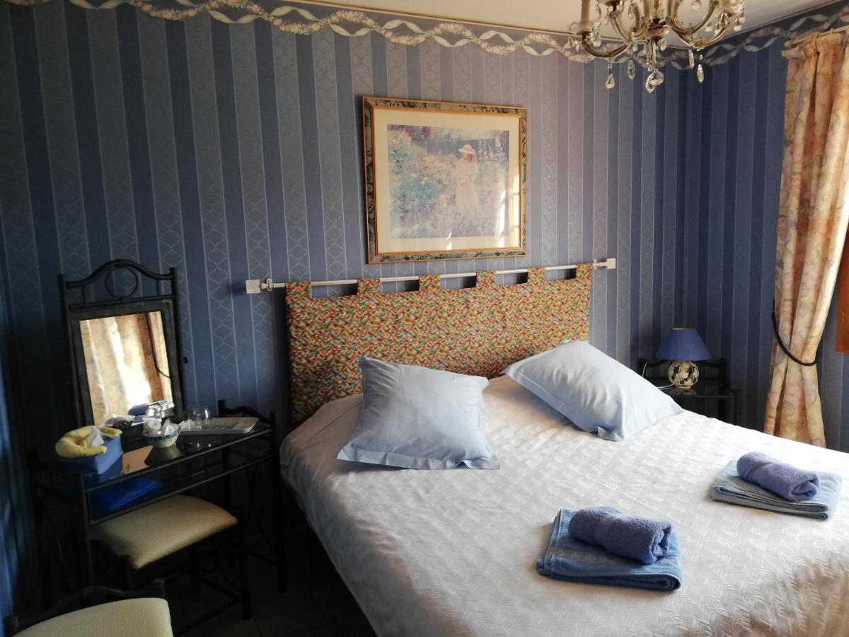 La Planquette Bed and Breakfast Castelnou Eksteriør billede