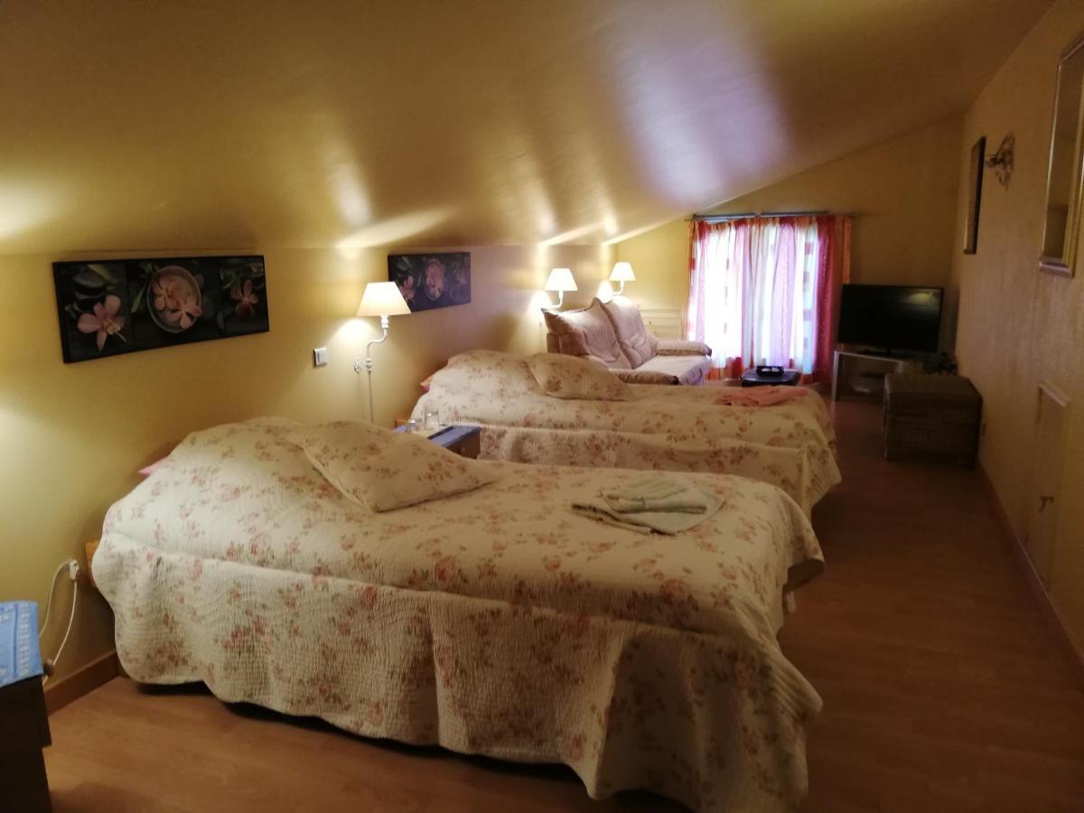 La Planquette Bed and Breakfast Castelnou Eksteriør billede